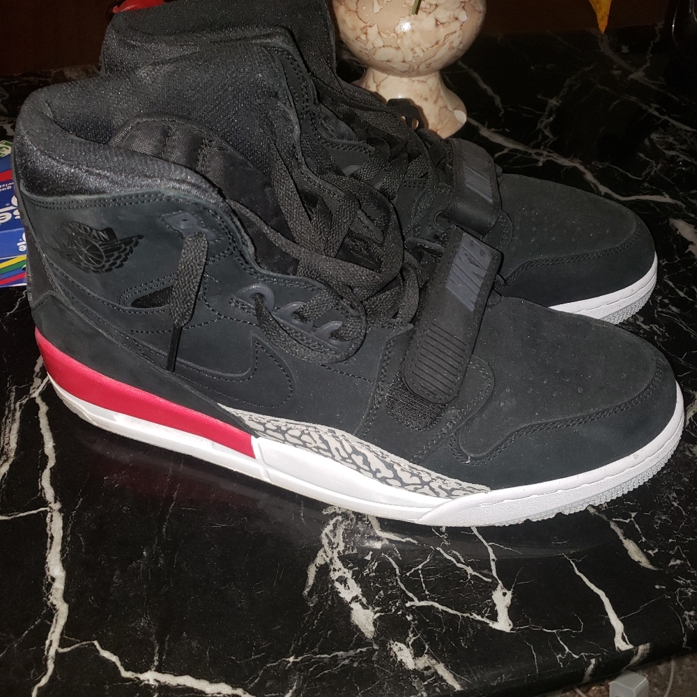 A pair of Jordan's